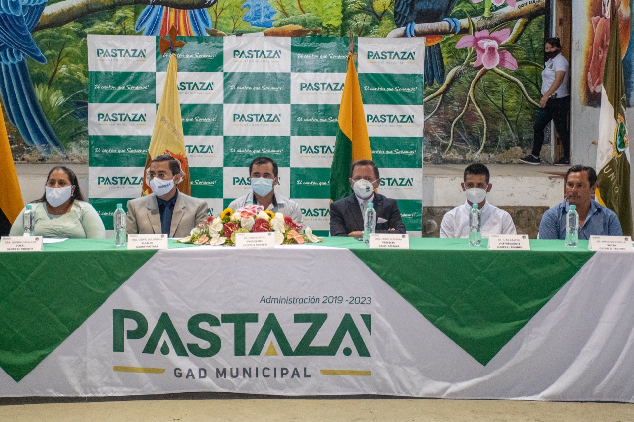 Prefecto participó de la Sesión Solemne por los 29 años de parroquialización de El Triunfo