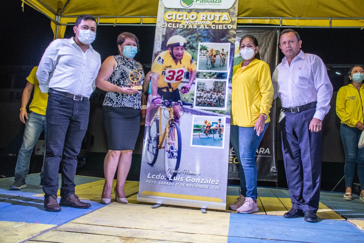 ¡Más de 300 ciclistas 🚴🚴‍♀️ participaron de la ciclo ruta nocturna “Ciclistas al Cielo”!