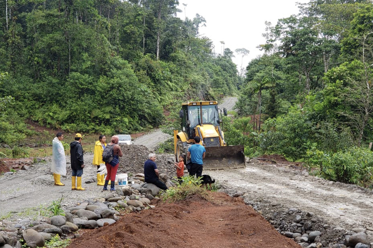 Prefectura de Pastaza mediante mingas, apoya a las parroquias