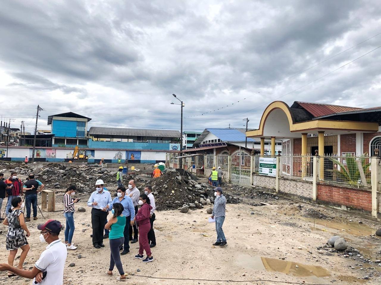 La construcción de la Plaza Urbana San Vicente Ferrer, en el barrio Vicentino avanza en un 35%.