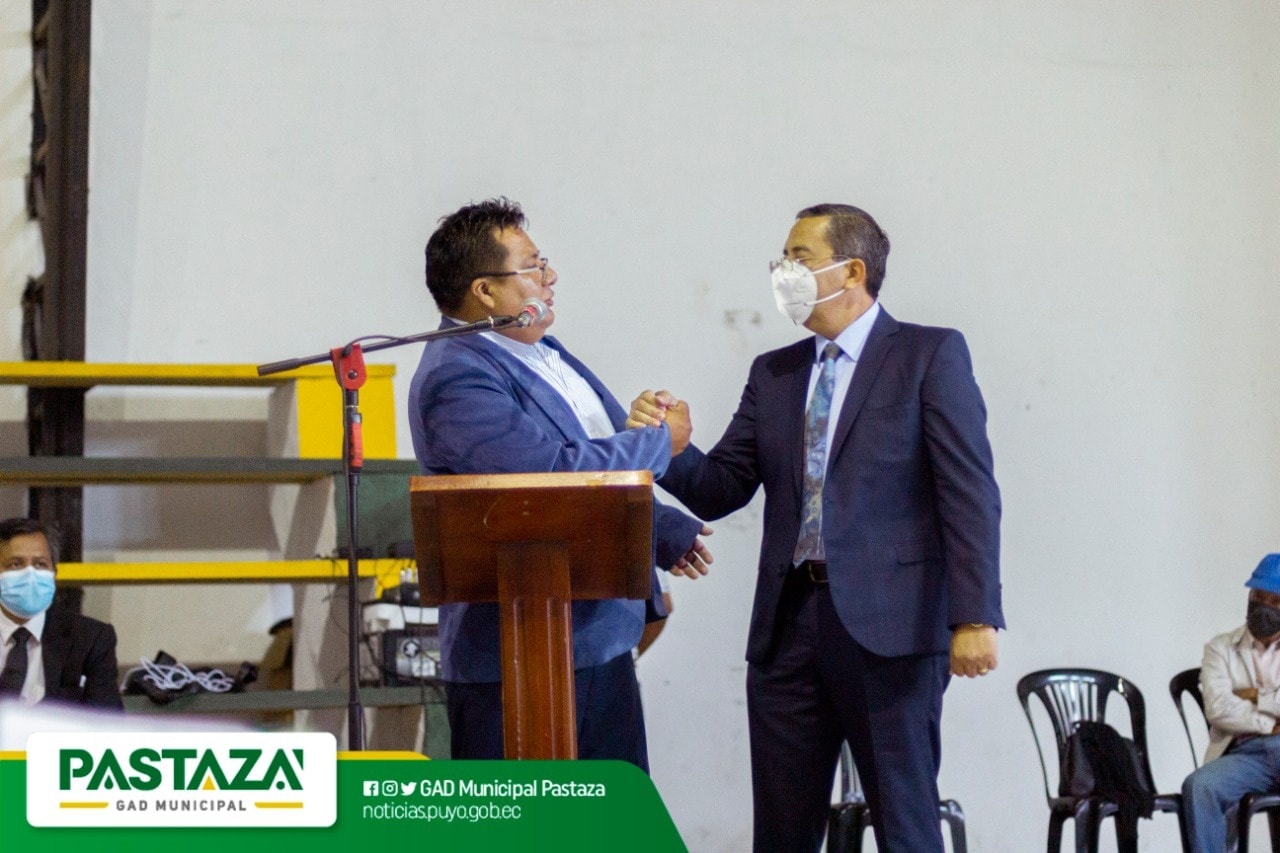 Sesión solemne del Sindicato de Choferes Profesionales de Pastaza