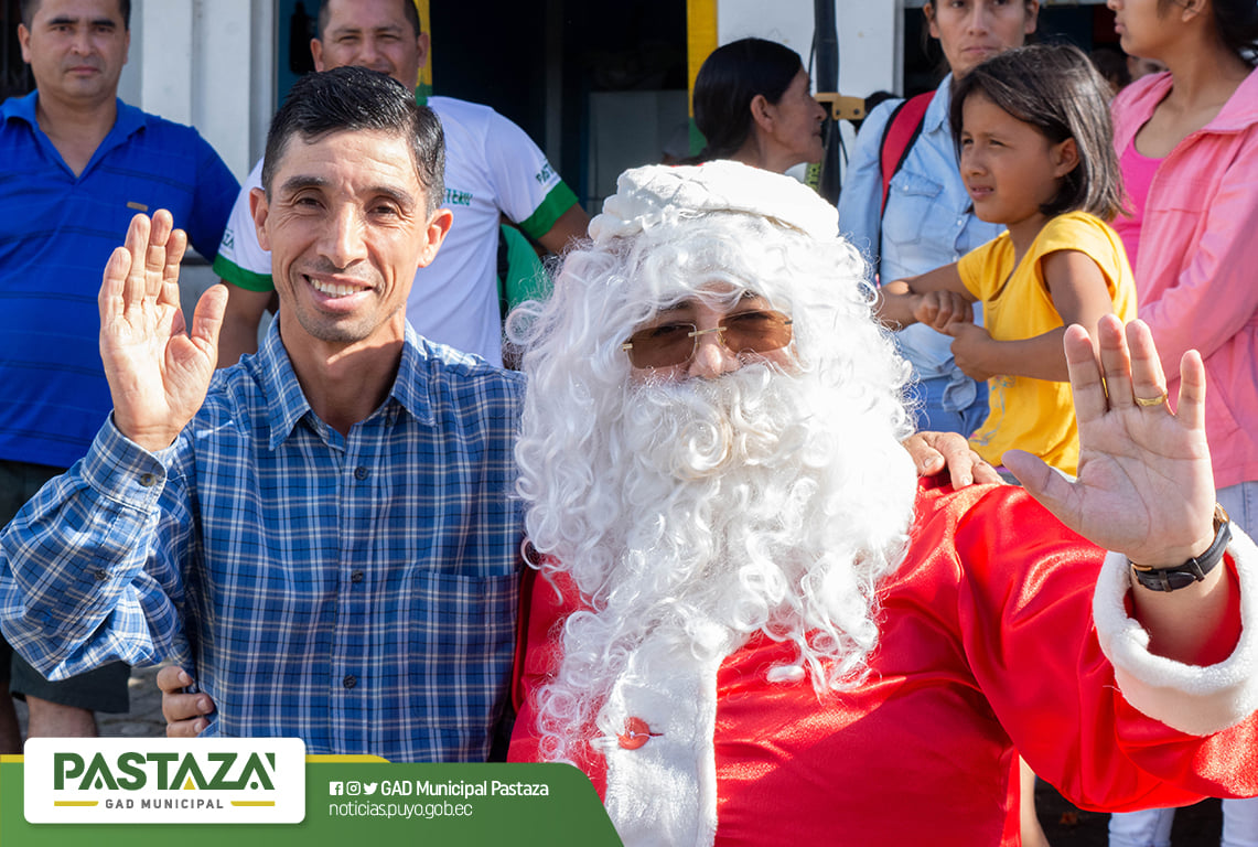 ¡La Navidad es una época para compartir y entregar felicidad!
